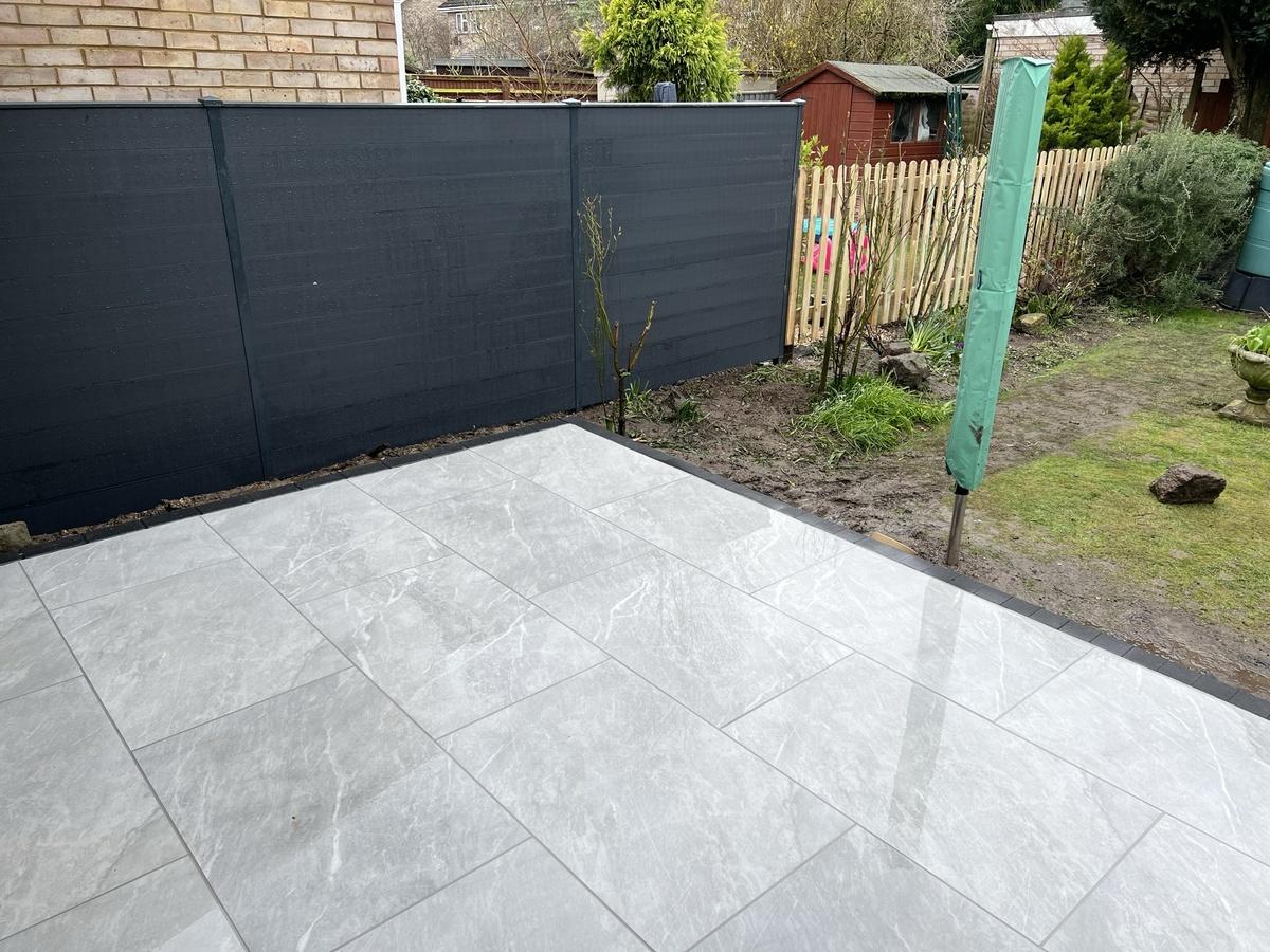 Porcelain Patio with Kerb Edgings - view 4
