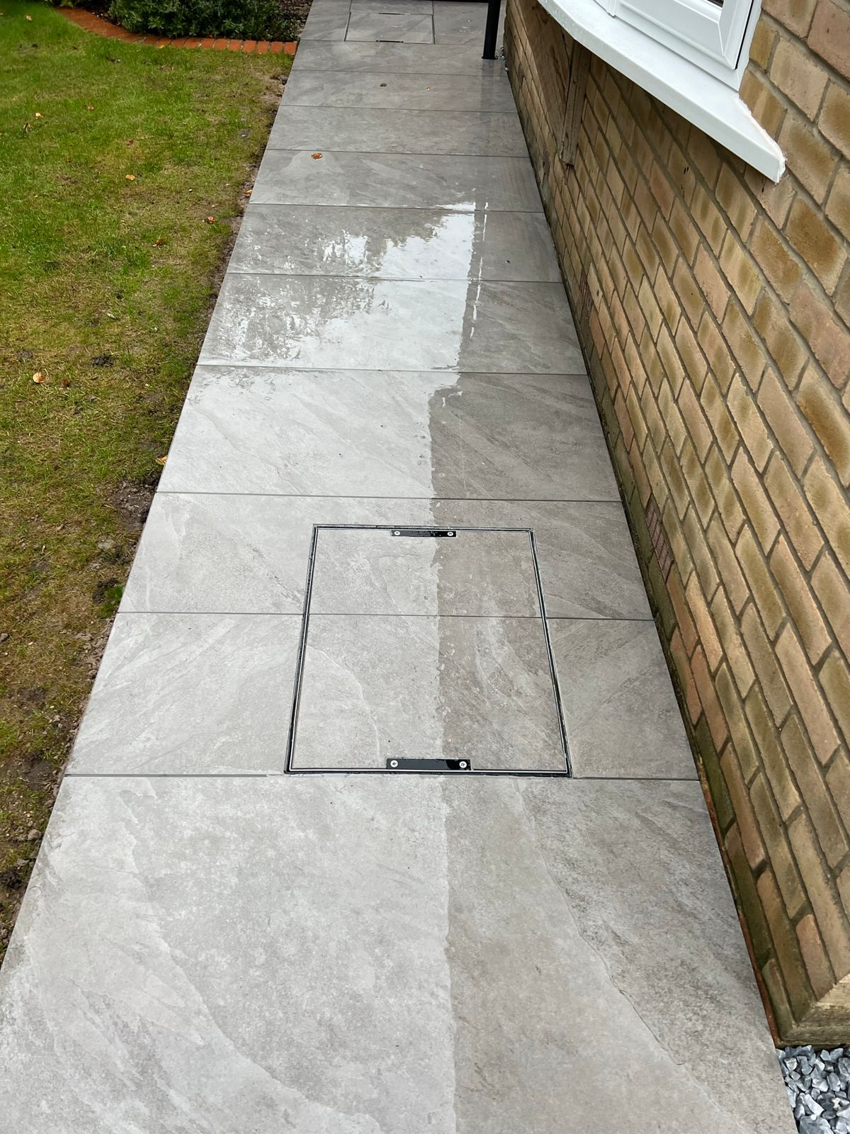 Natural Grey Porcelain patio - view 2
